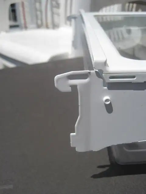 Various Fridge Parts - Pièces Divers des Frigos... in Refrigerators in City of Montréal - Image 4