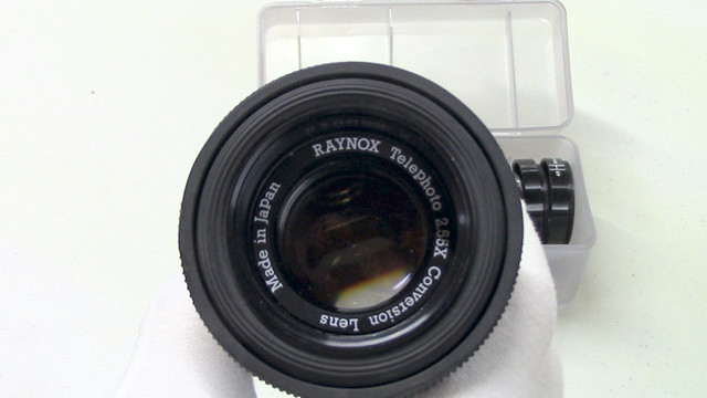 RAYNOX Telephoto 2.55X Conversion Lens in Cameras & Camcorders in Timmins - Image 2