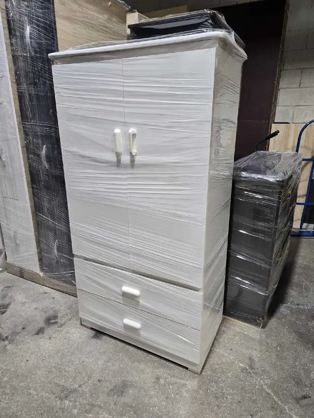 Classic Wooden Wardrobe – Strong, Stylish & Long Lasting in Dressers & Wardrobes in Mississauga / Peel Region - Image 4