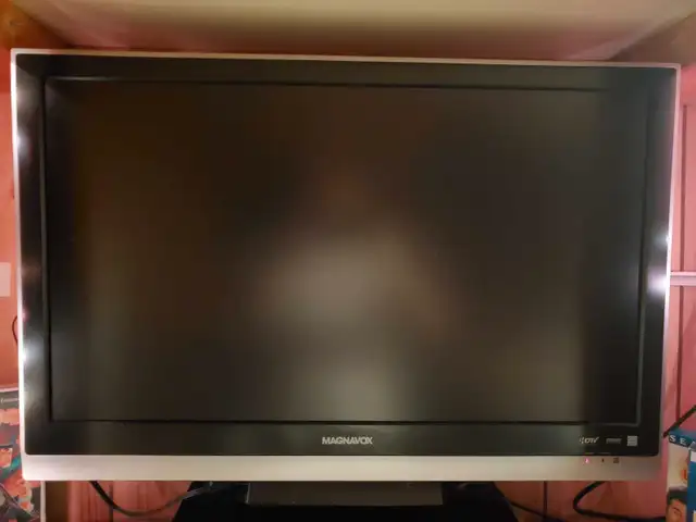 Magnavox 32 inch LCD TV in TVs in Ottawa - Image 4