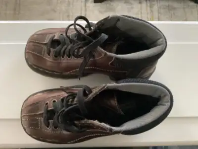Unisex Doc Marten’s boots size 5 -30, View more