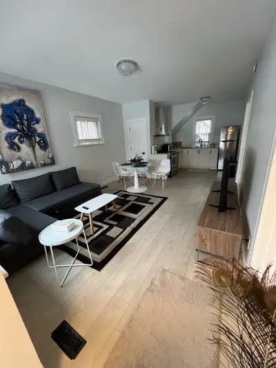 Fully Furnished Cozy Private 2 BD 1BTH Kitchener
