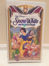 DISNEY'S Snow White VHS Tape