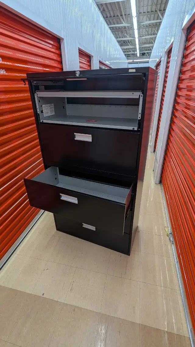 Steel Filing Cabinet in Other in City of Montréal - Image 5
