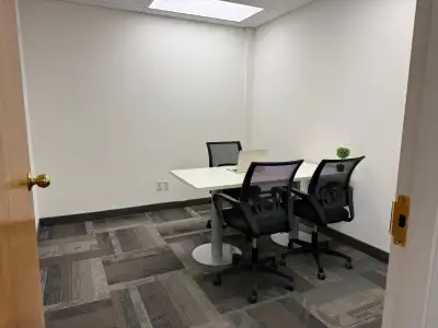 PRIVATE OFFICES FOR RENT | OAKVILLE / MISSISSAUGA BORDER Tired of working from home, coffee shops, o...