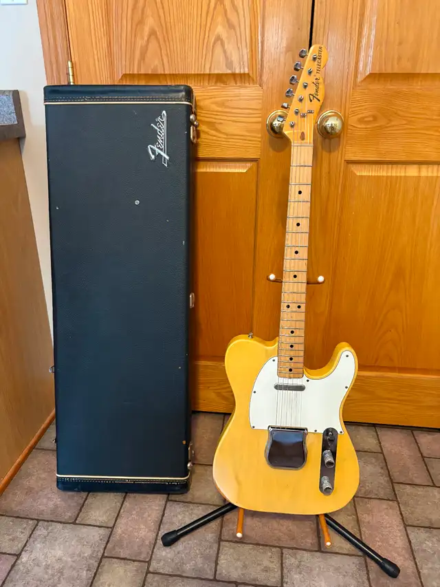 Vintage 1973 USA Fender Telecaster in Guitars in North Bay - Image 2