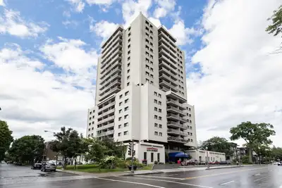 Quebec city Studio 1081$/month