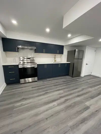 Legal Brand new 2 bedroom appartment, new appliances $150 for utilities