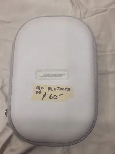 Estate Sale - Various models listed: White - QC 25 Wired - $50 White - QC 25 Bluetooth - $60 Black -...