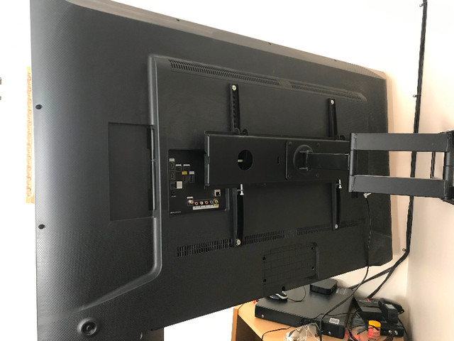 58 inch TV in General Electronics in Edmonton - Image 2