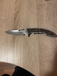 CRKT fossil poket knife 