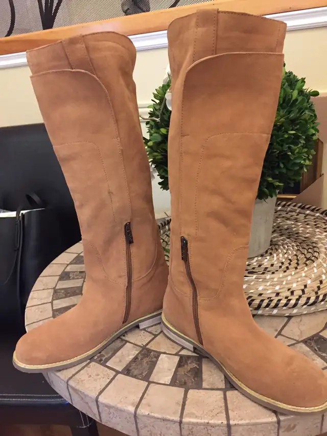 Spring riding boots