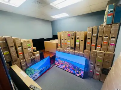 32" - 85"  Smart QLED /OLED /LED Tvs - Open Box Like New, Voir plus
