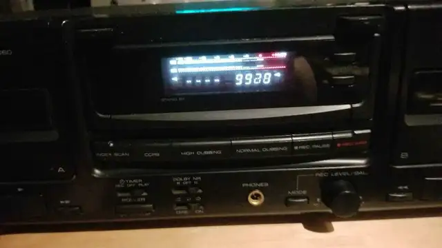Kenwood/Technics  tape deck in Pro Audio & Recording Equipment in City of Toronto - Image 8