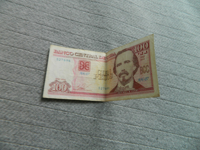 Cuban 100 Peso Bank Note in Arts & Collectibles in City of Toronto