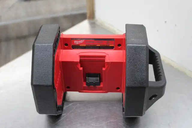 Milwaukee M18 Floodlight in Power Tools in Peterborough - Image 6