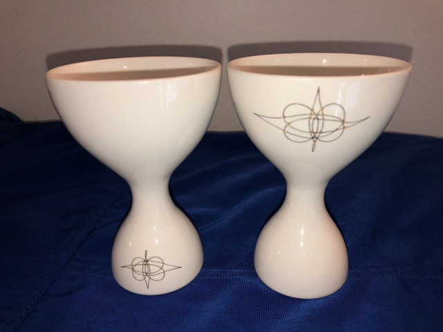 Very Rare Eva Zeisel Fantasy Double Egg Cup Pair MCM in Arts & Collectibles in Kitchener / Waterloo - Image 2