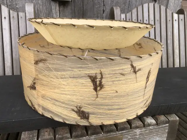 Vintage Antique MCM Fibreglass Lamp Light Shade Retro in Indoor Lighting & Fans in Oakville / Halton Region - Image 2