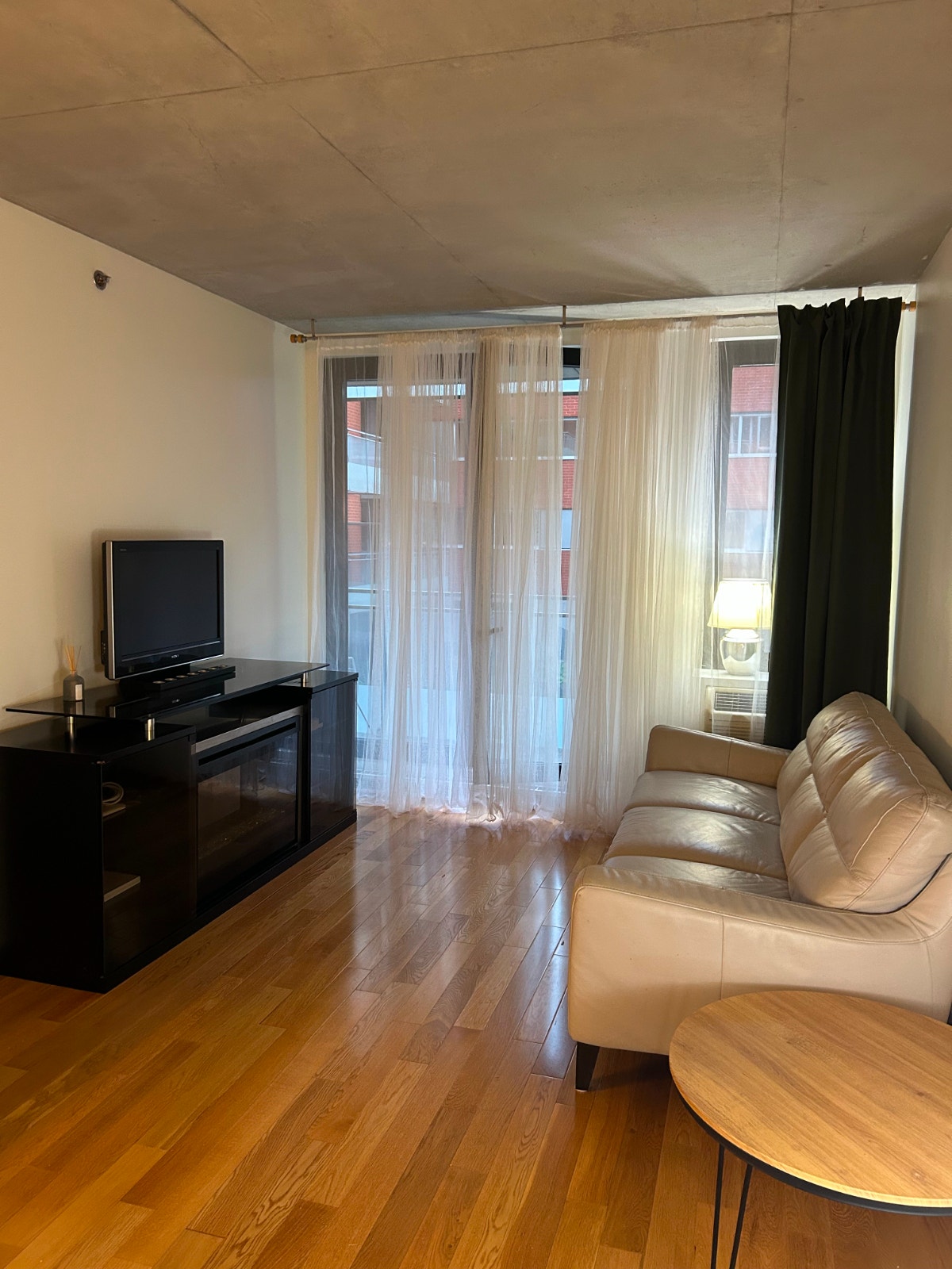 Downtown, fully furnished, Lowney, Griffintown, Condo — photo 2