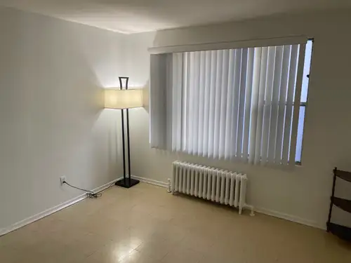 NO TEXTS OR EMAILS WILL BE ANSWERED. Call only. 3367 LAKE SHORE BOULEVARD W. One bedroom + one bathr...