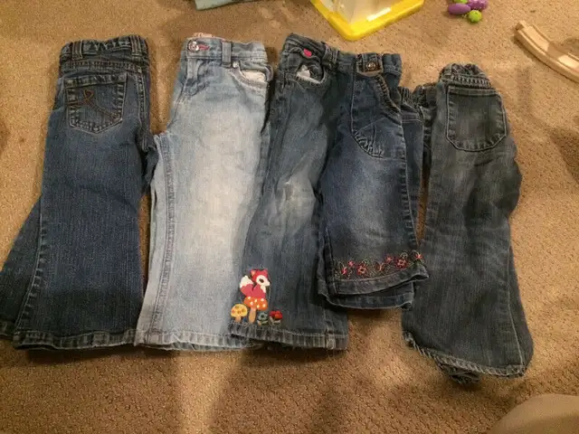 Girls clothing size 24m 2T in Clothing - 2T in Kitchener / Waterloo - Image 7