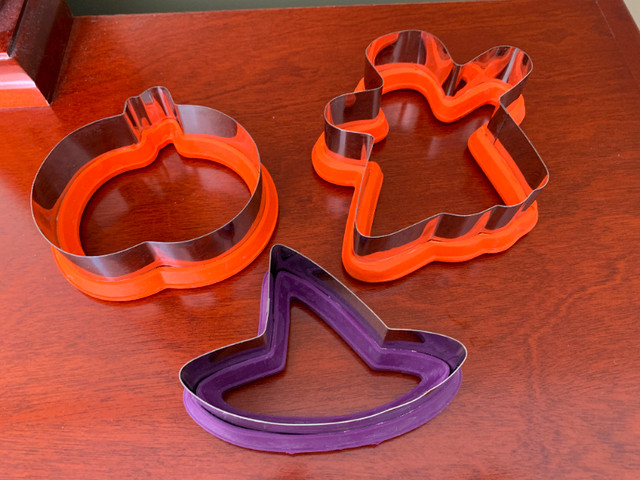 Halloween Cookie Cutters - Set of 3 Large in Holiday, Event & Seasonal in Markham / York Region - Image 2