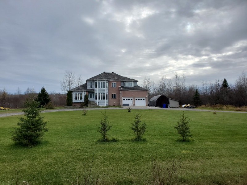 Executive home fore sale in Timmins Ontario Houses for Sale Timmins