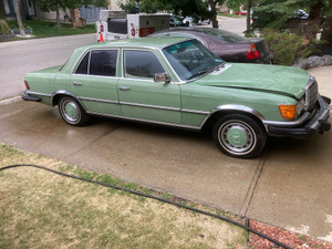 1975 Mercedes
