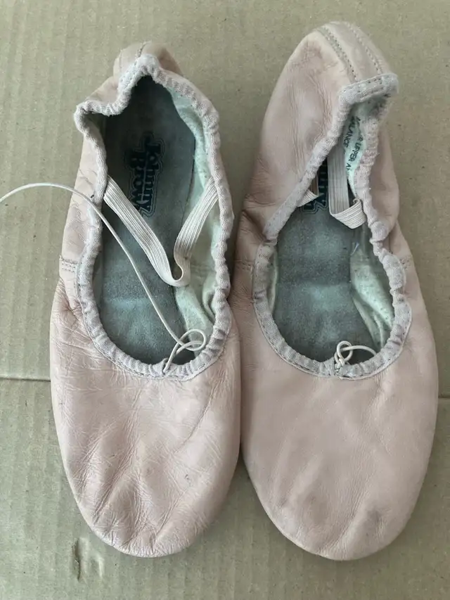 Leather ballet shoes63234833066243121