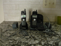 2 téléphones avec répondeur
