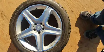 Four Bridgestone Dueler H/L 109V 265/50 R20 on AMG rims - original from dealer sourcing. Was an extr...