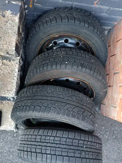 Great condition 4 winter tires. Lots of thread. Rims Bolt pattern 5x114.3mm. Came off 2012 Mazda 3 s...
