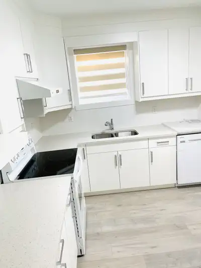 Bedroom for Rent( Coquitlam) Great Location! One spacious room available in two bedroom suite . Only...