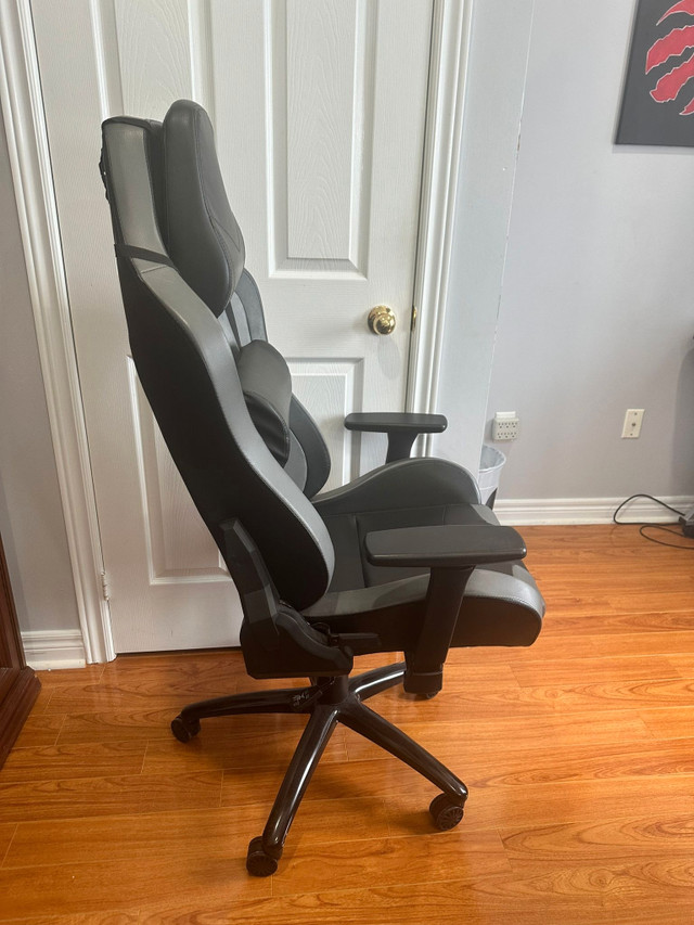 Gaming/office chair in Chairs & Recliners in Mississauga / Peel Region - Image 2
