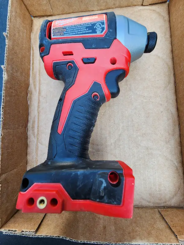 Milwaukee 1/4" Hex Brushless Impact Driver W Belt Clip Tool Only in Power Tools in Windsor Region - Image 2