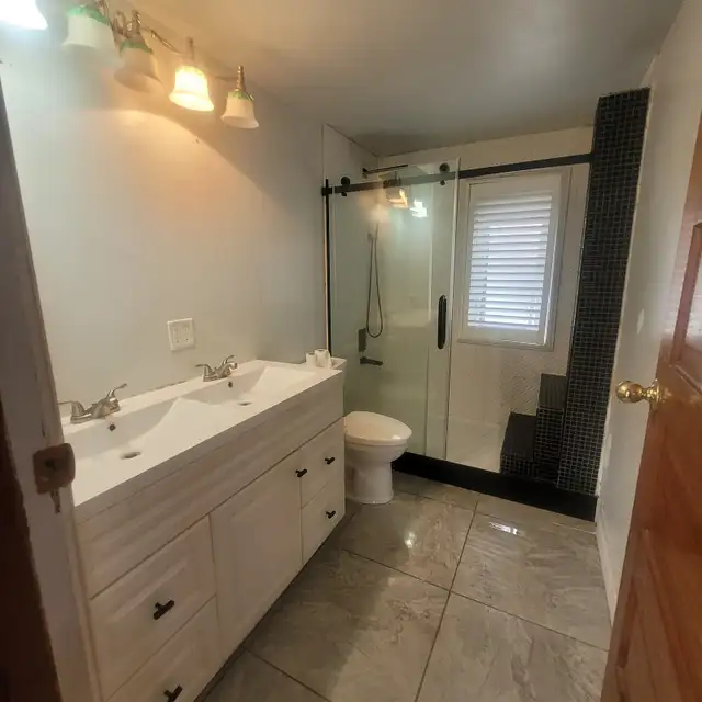 Photo 12