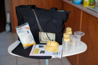 MEDELA Pump In Style Advanced Tote and Accessories