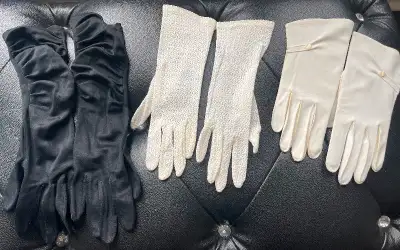 3 Elegant Vintage Ladies Gloves