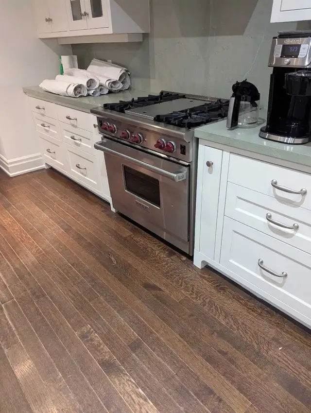 wolf natural gas range/stove in Stoves, Ovens & Ranges in Barrie - Image 2