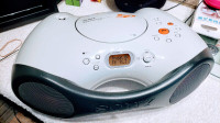 Sony ZS-X3CP S2 Sports Boombox CD Compact Disc FM AM Radio