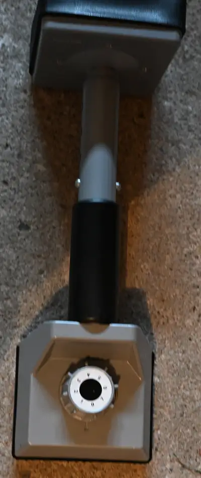 Carpet Knee Kicker, View more