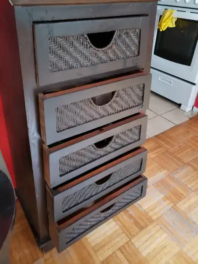 BEAUTIFUL WOODEN PYRAMID STYLE DRAWER, View more