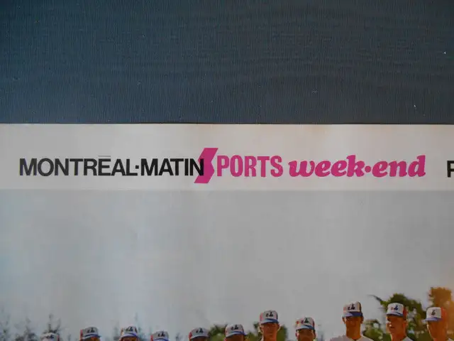 POSTER 12X19 MONTREAL-MATIN(GLACÉ) 1971 EXPOS DE MONTREAL(RARE) in Arts & Collectibles in Laval / North Shore - Image 5