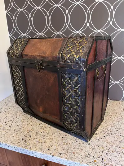 Decorative boxes, 2 for $40 or $25 each. Need a fancy box? Need 2 fancy boxes? Here they are. Maybe...