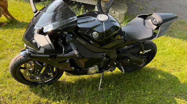 2015 Yamaha YZF R1s in Sport Bikes in City of Toronto - Image 4