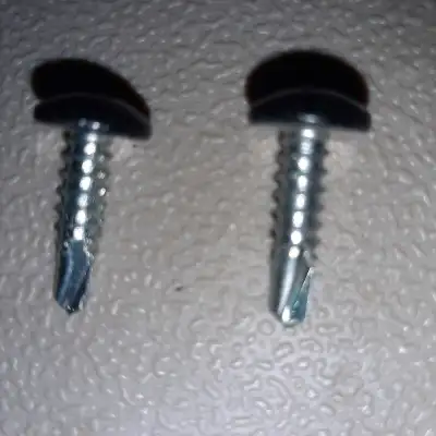 Self tapping screws 8 point Qty 200 $40 Qty 400 $80 Have 1200 left SOLD 1150 Discount for quantity p...