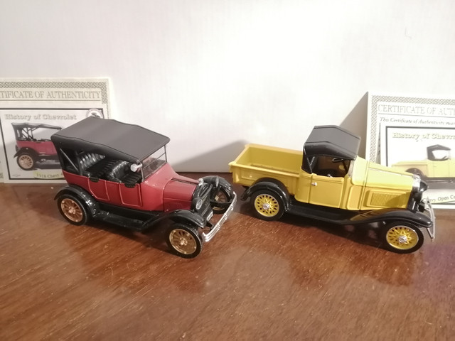 National Motor Museum Classic 1:32 scale Die Cast Cars - Lot 1 in Arts & Collectibles in Oakville / Halton Region - Image 2