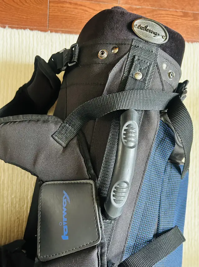 Fairway Links Ultra Lite Golf Stand Bag in Golf in Mississauga / Peel Region - Image 9