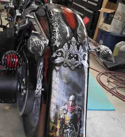 LOCATED IN YELLOWKNIFE NWT! Custom Harley Heritage Softail FLSTI. 88ci twin cam Fuel injected Stretc...