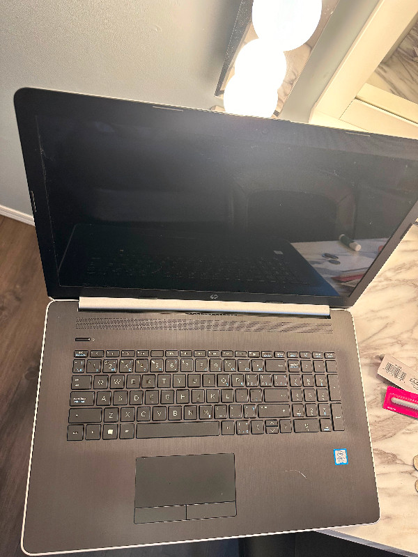 2019 16.5 inch HP Laptop in Laptops in Edmonton - Image 4